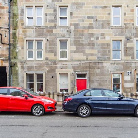 Apartmán The Plywood Flat, Modern Style In A Traditional Tenement Edinburgh Exteriér fotografie