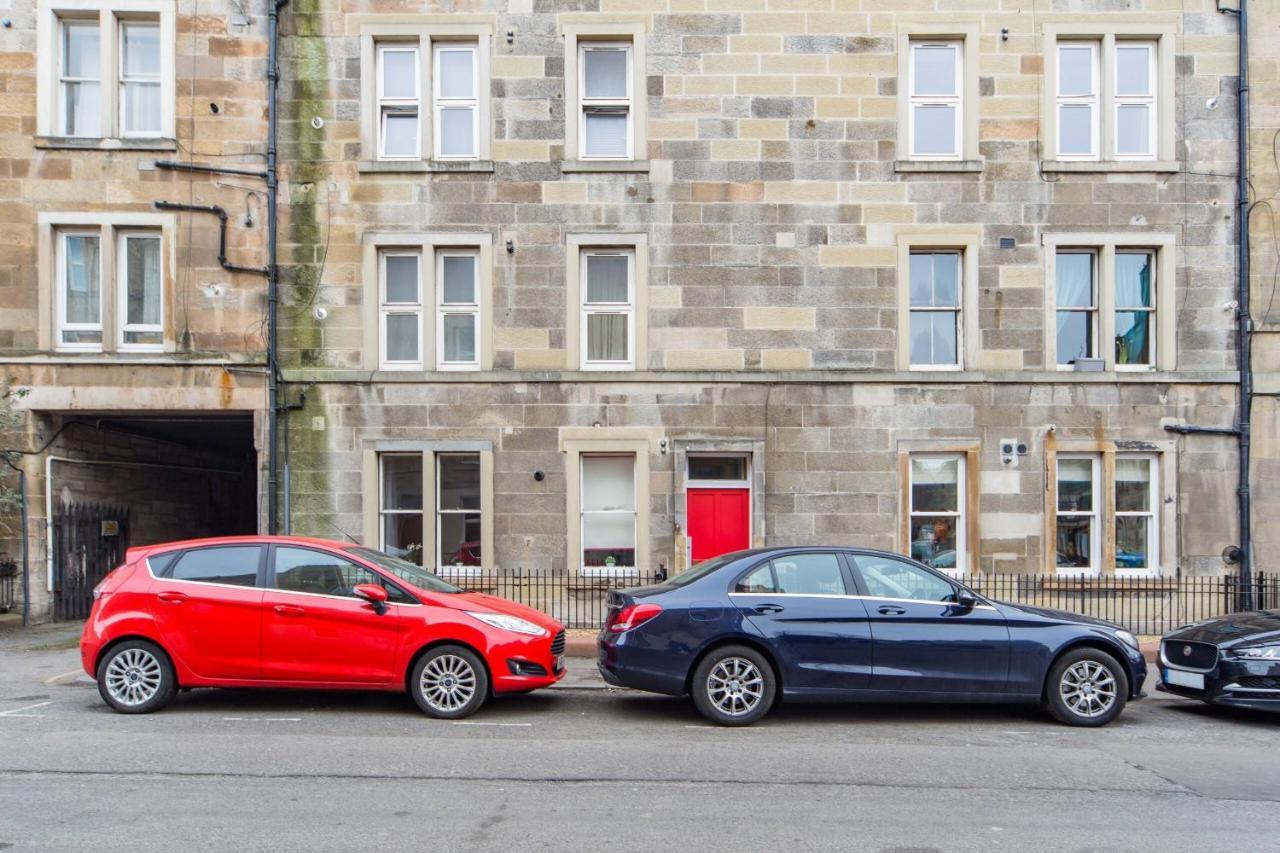 The Plywood Flat, Modern Style In A Traditional Tenement EDI Exteriér fotografie