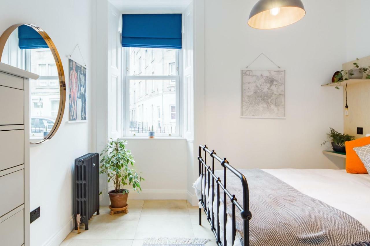 The Plywood Flat, Modern Style In A Traditional Tenement EDI Exteriér fotografie
